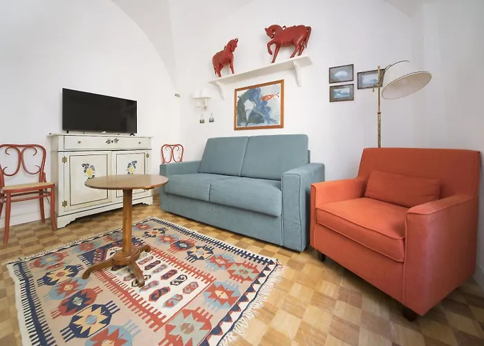 Апартаменты Hostdomus - Almare