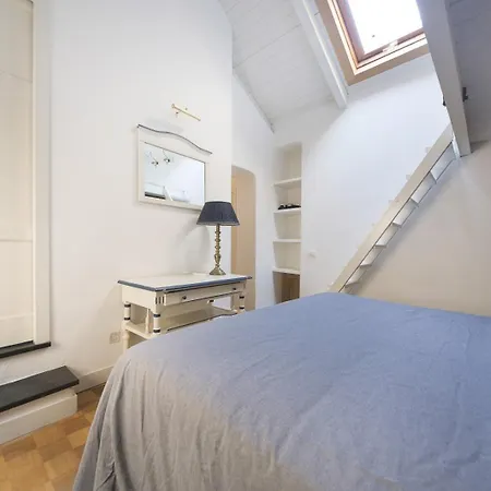 Hostdomus - Almare 公寓