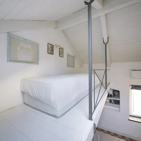 Hostdomus - Almare 公寓